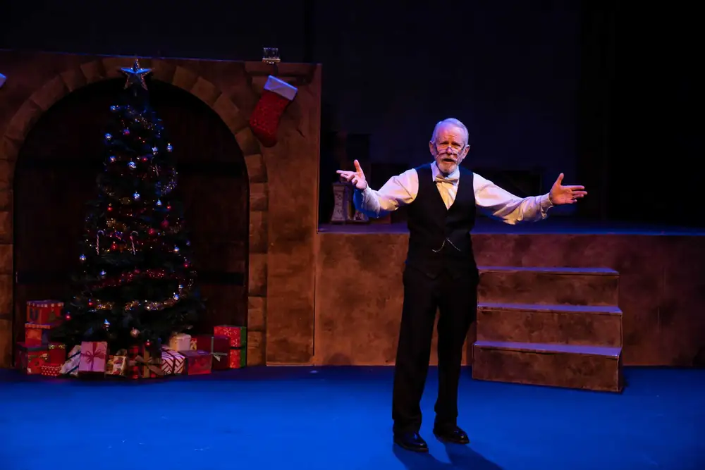 A Christmas Song in my Heart: production photo 11