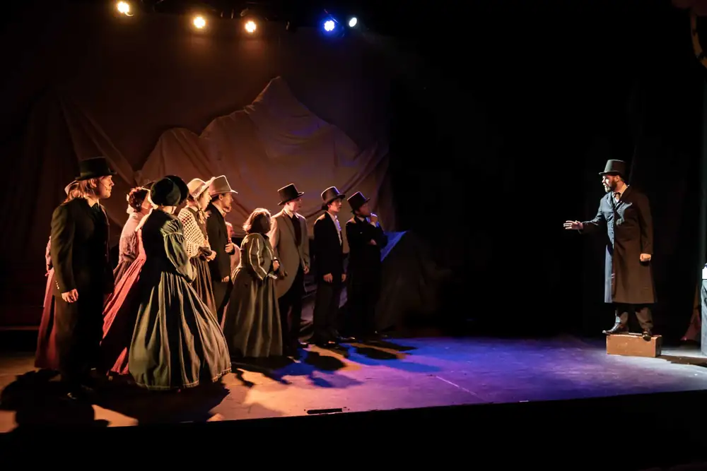 Abraham Lincoln: production photo 7