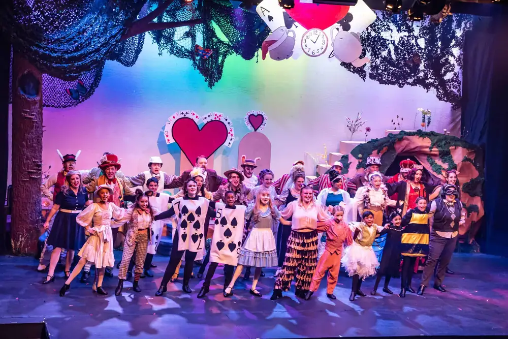 Alice in Wonderland: production photo 3