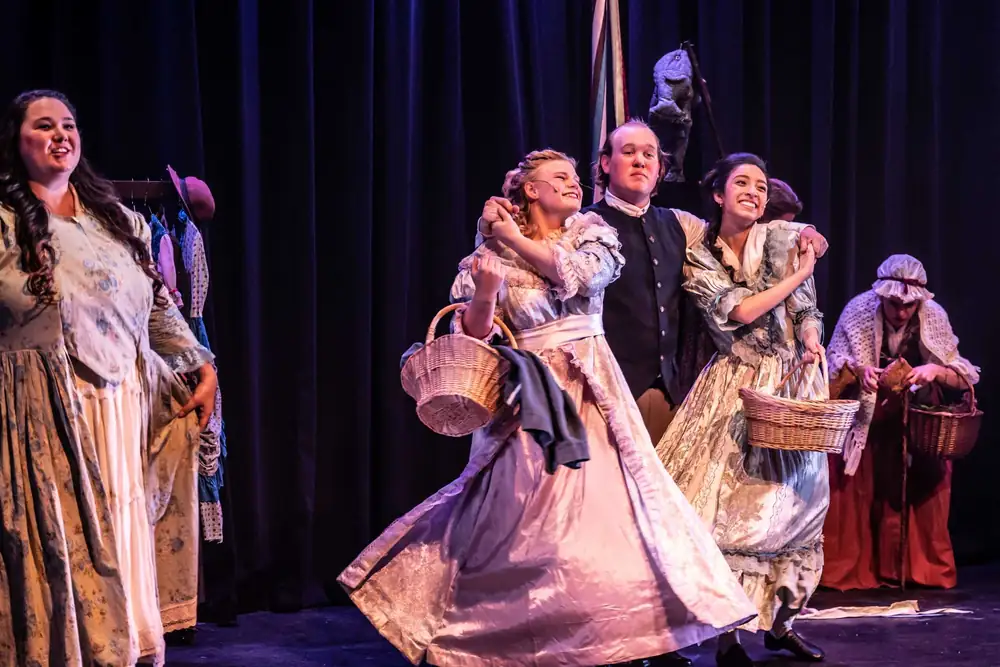 Beauty and the Beast: production photo 14