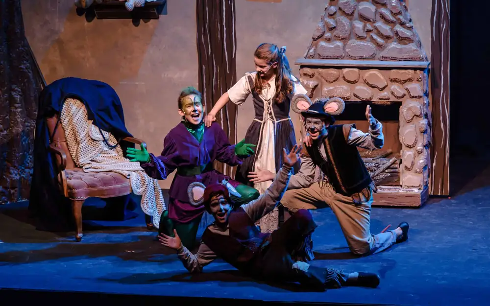 Cinderella: production photo 1