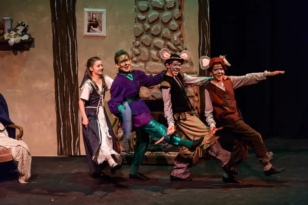 Cinderella: production photo 7