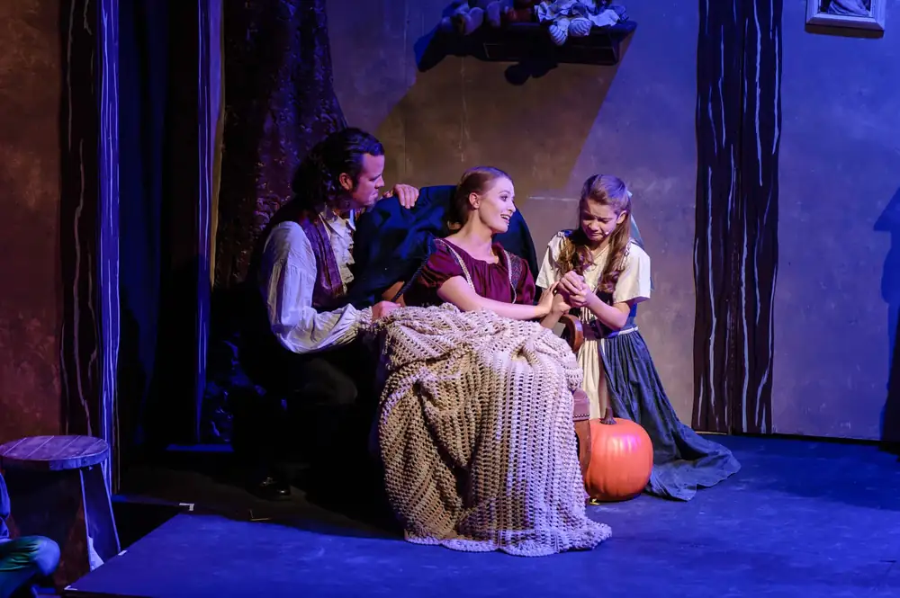 Cinderella: production photo 8