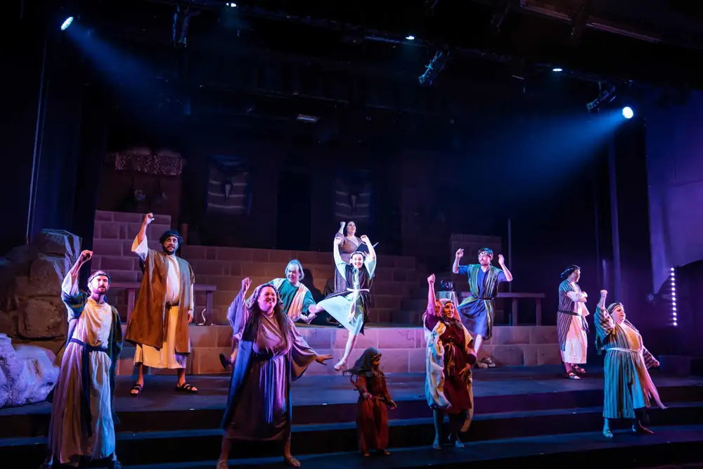 Heroes of the Faith: production photo 11