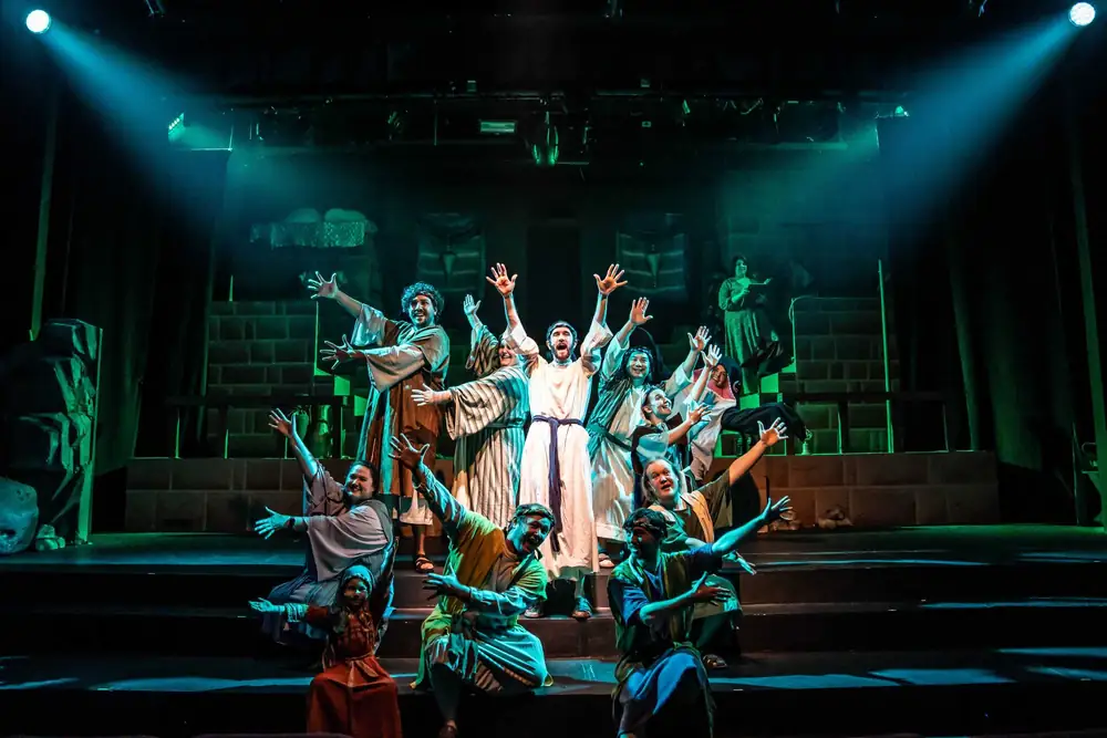Heroes of the Faith: production photo 12