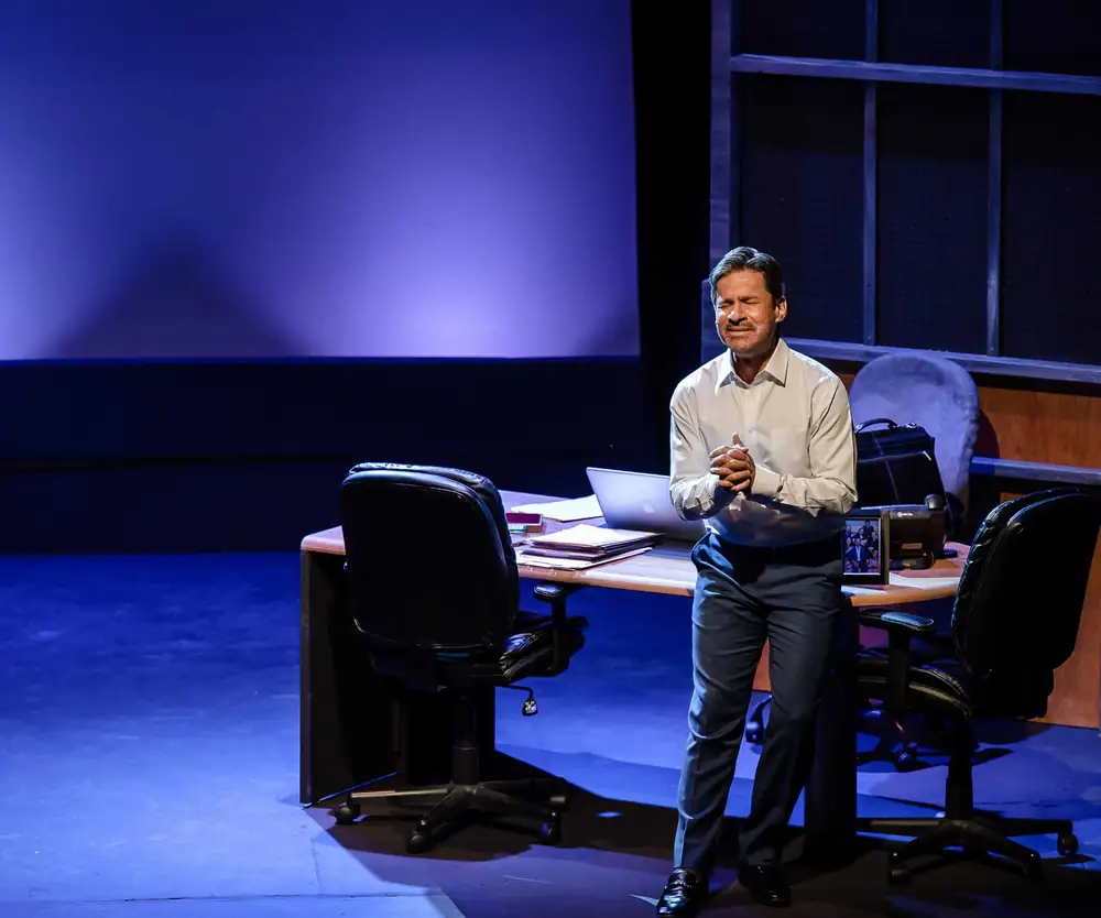 Job – A Modern Man: production photo 8