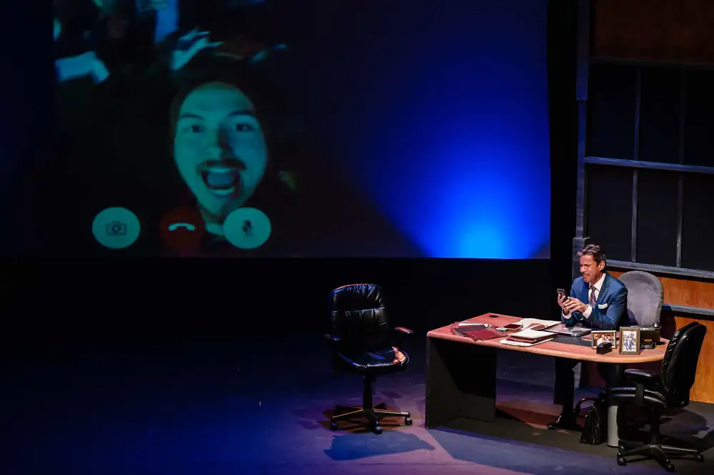 Job – A Modern Man: production photo 11