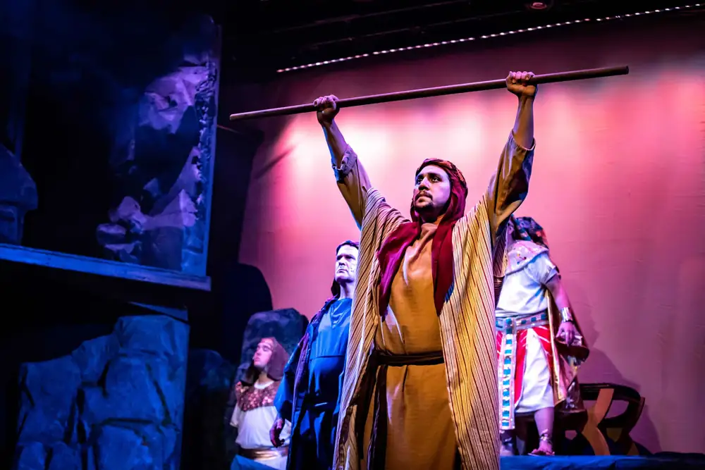 Moses: production photo 1