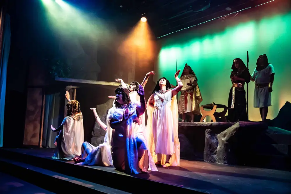 Moses: production photo 3