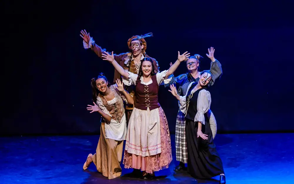Snow White: production photo 4