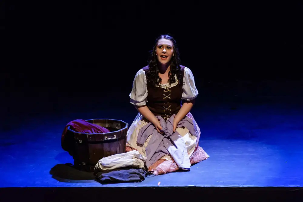 Snow White: production photo 13