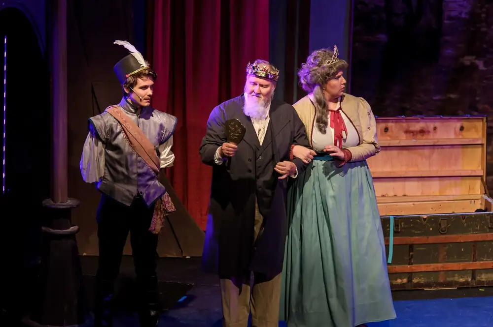 The Emperor’s New Clothes: production photo 9