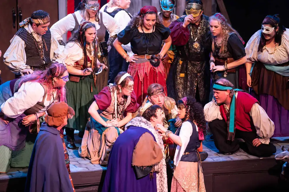 The Hunchback of Notre Dame: production photo 6