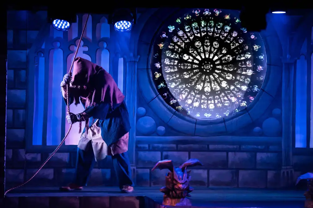 The Hunchback of Notre Dame: production photo 9
