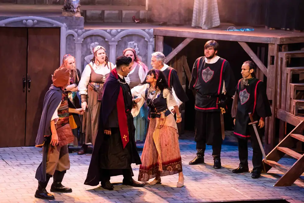 The Hunchback of Notre Dame: production photo 10