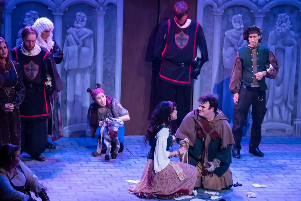 The Hunchback of Notre Dame: production photo 12