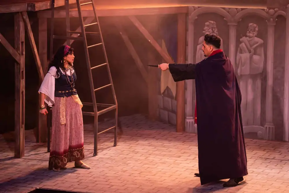 The Hunchback of Notre Dame: production photo 14