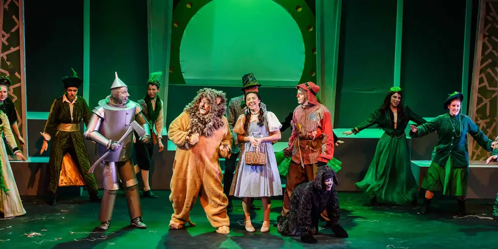 The Wizard of Oz: production photo 8