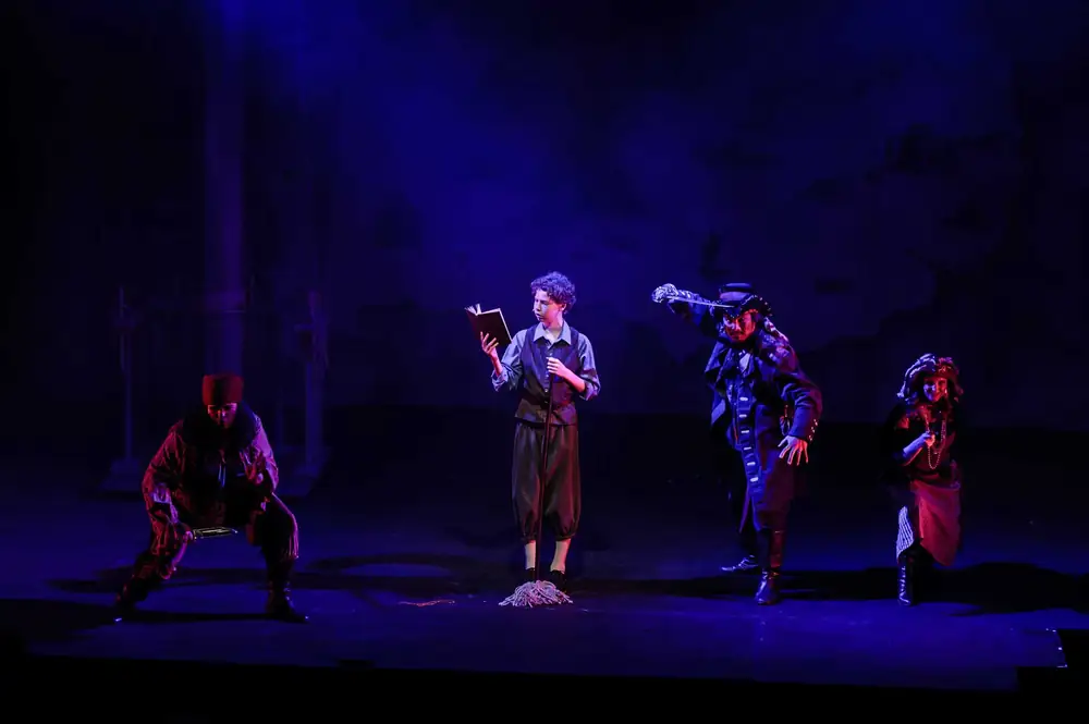 Treasure Island: production photo 2
