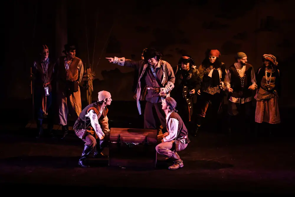 Treasure Island: production photo 10